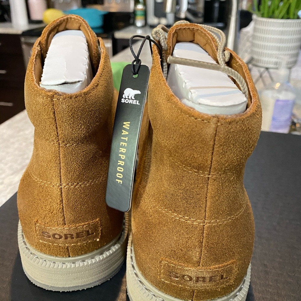 LAST PAIR!  Sorel Brown Chukka Boots - NWT - Picture 8 of 9